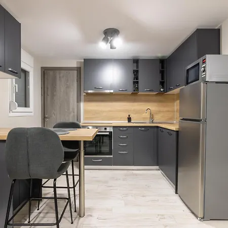 Cinenight Boutique Apartment